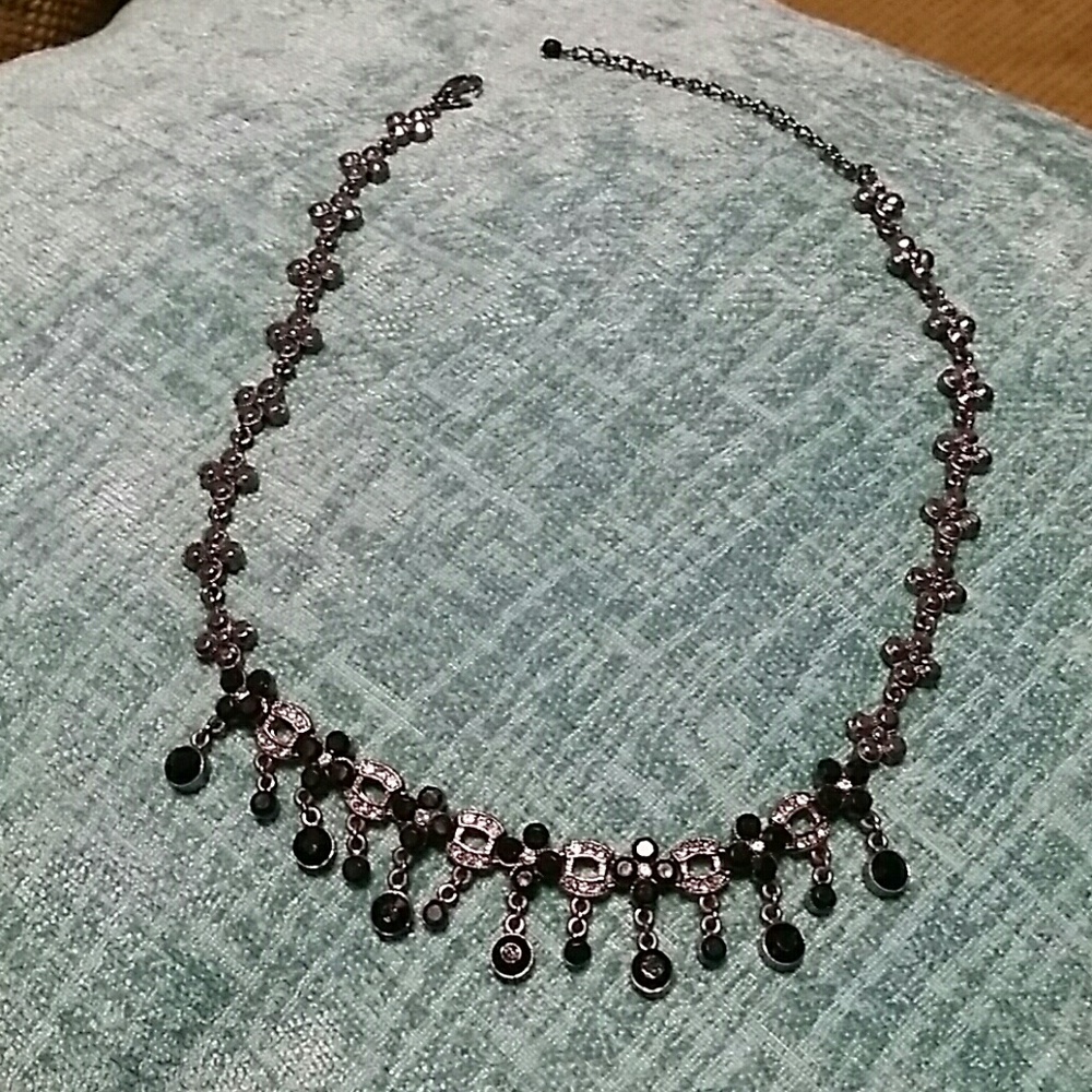Classy black and silver necklace